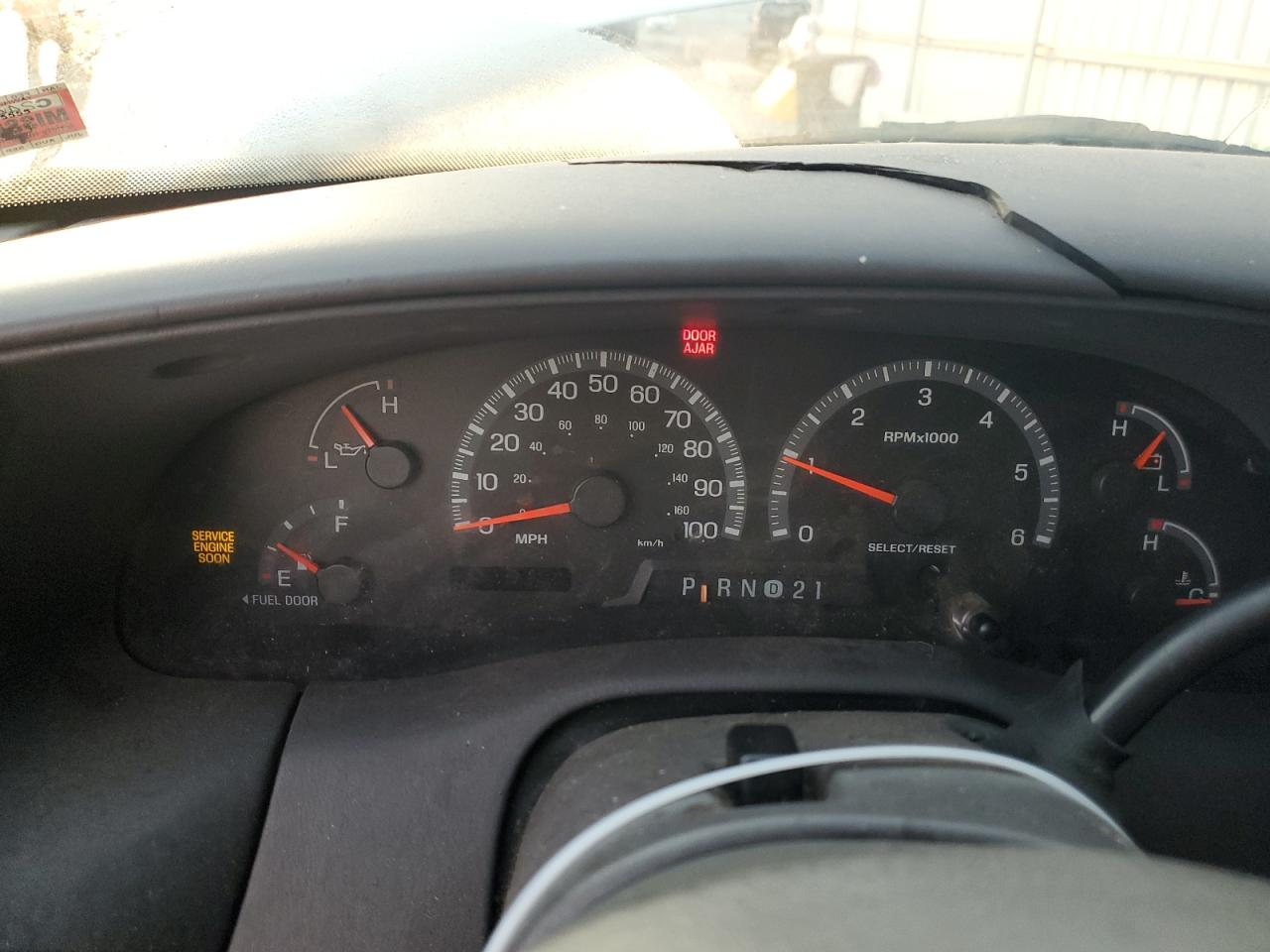 2000 Ford Expedition Xlt VIN: 1FMRU1563YLB55274 Lot: 62939854