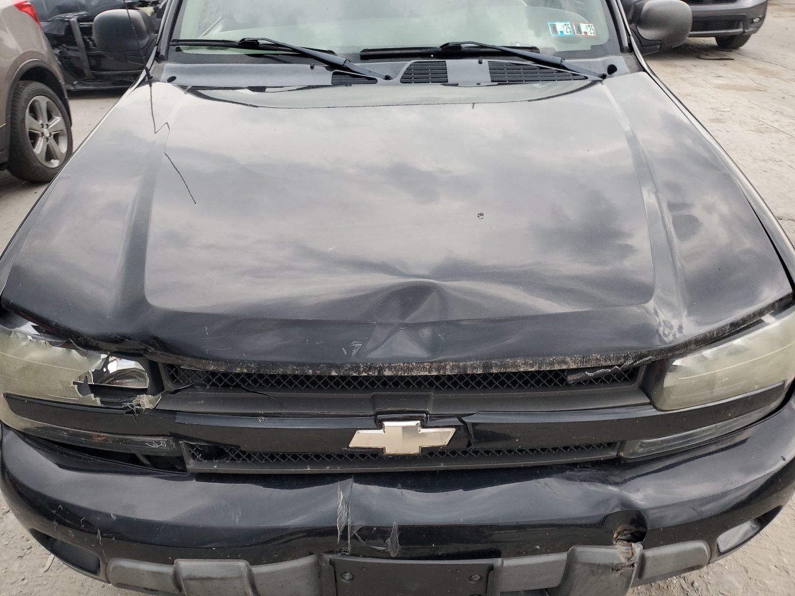 1GNDT13S352146410 2005 Chevrolet Trailblazer Ls