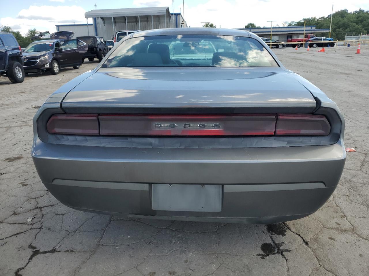 2010 Dodge Challenger Se VIN: 2B3CJ4DV8AH318664 Lot: 62720964