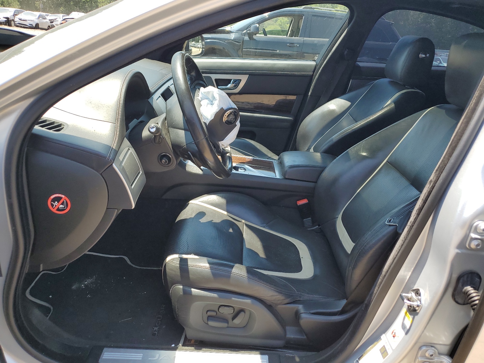 SAJWJ0FF4F8U55531 2015 Jaguar Xf 3.0 Sport Awd