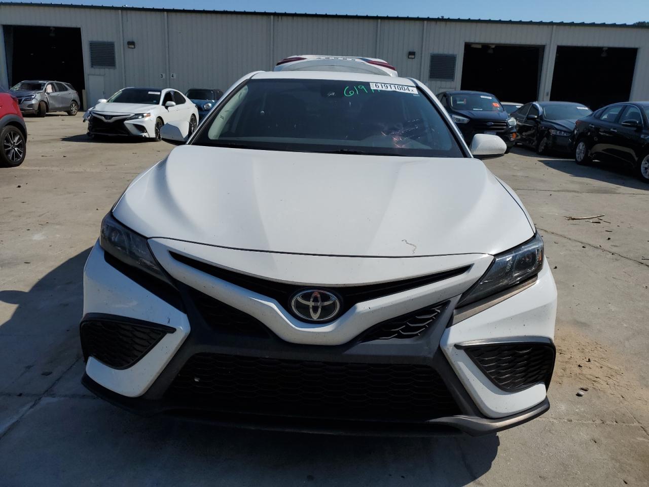 4T1G11AK8MU547447 TOYOTA CAMRY 2021