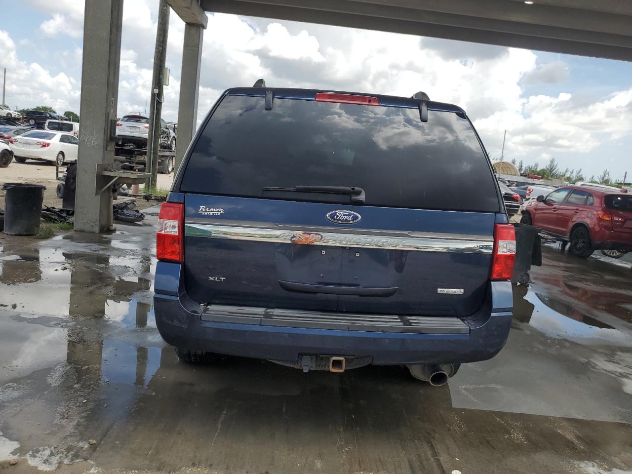 2015 Ford Expedition Xlt VIN: 1FMJU1JT5FEF28910 Lot: 65060064