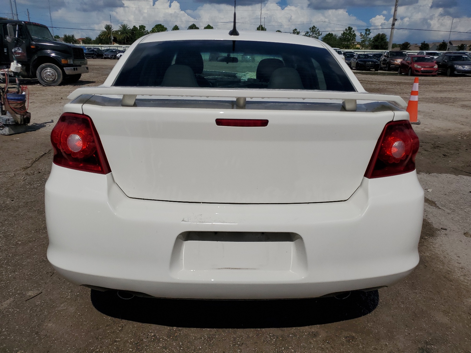 1B3BD1FG7BN508464 2011 Dodge Avenger Mainstreet