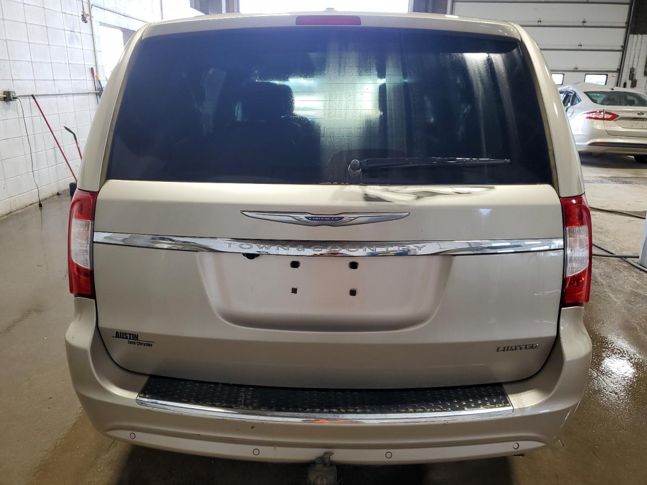2014 Chrysler Town & Country Limited VIN: 2C4RC1GG3ER251812 Lot: 61462694