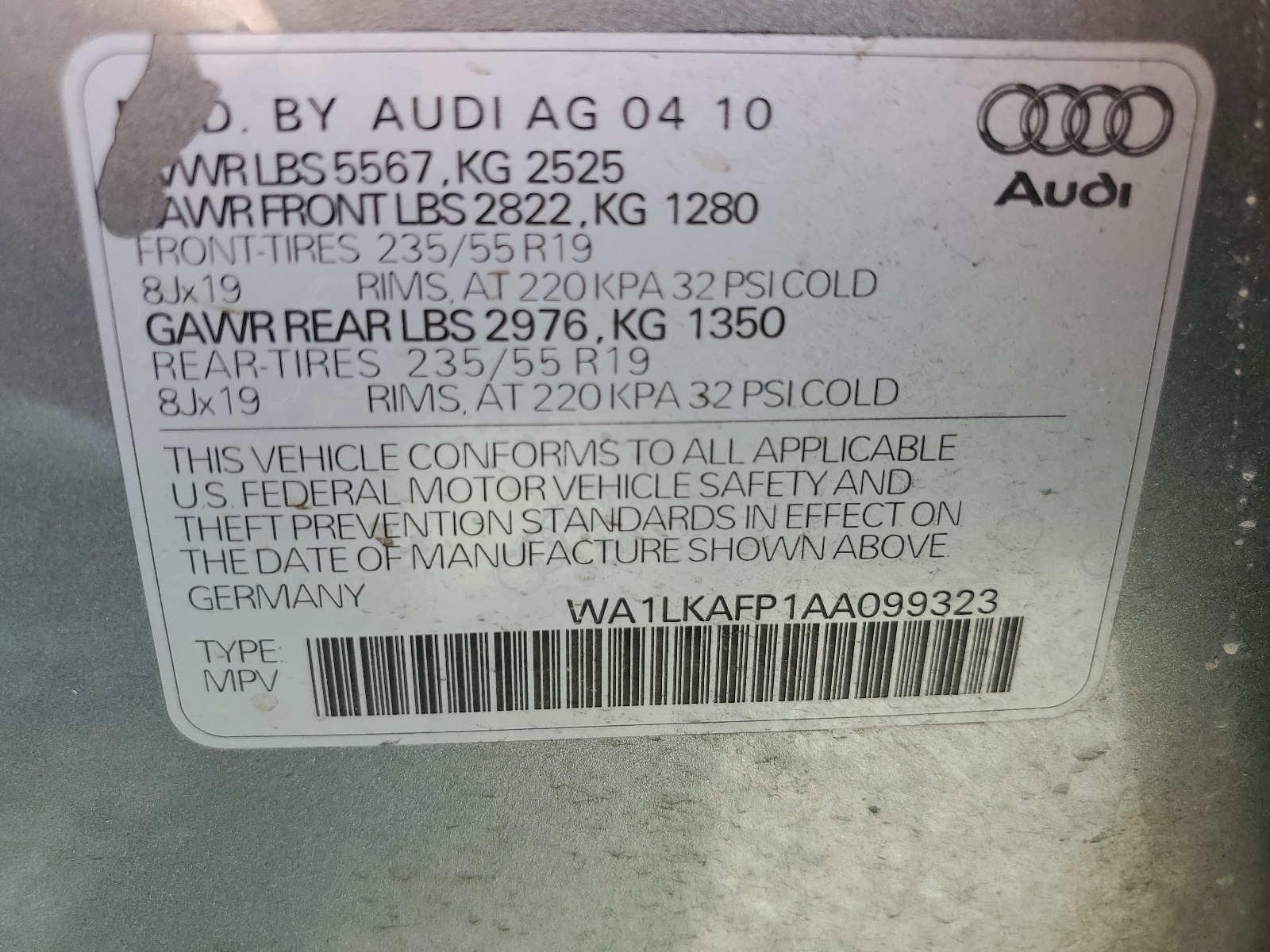 WA1LKAFP1AA099323 2010 Audi Q5 Premium Plus