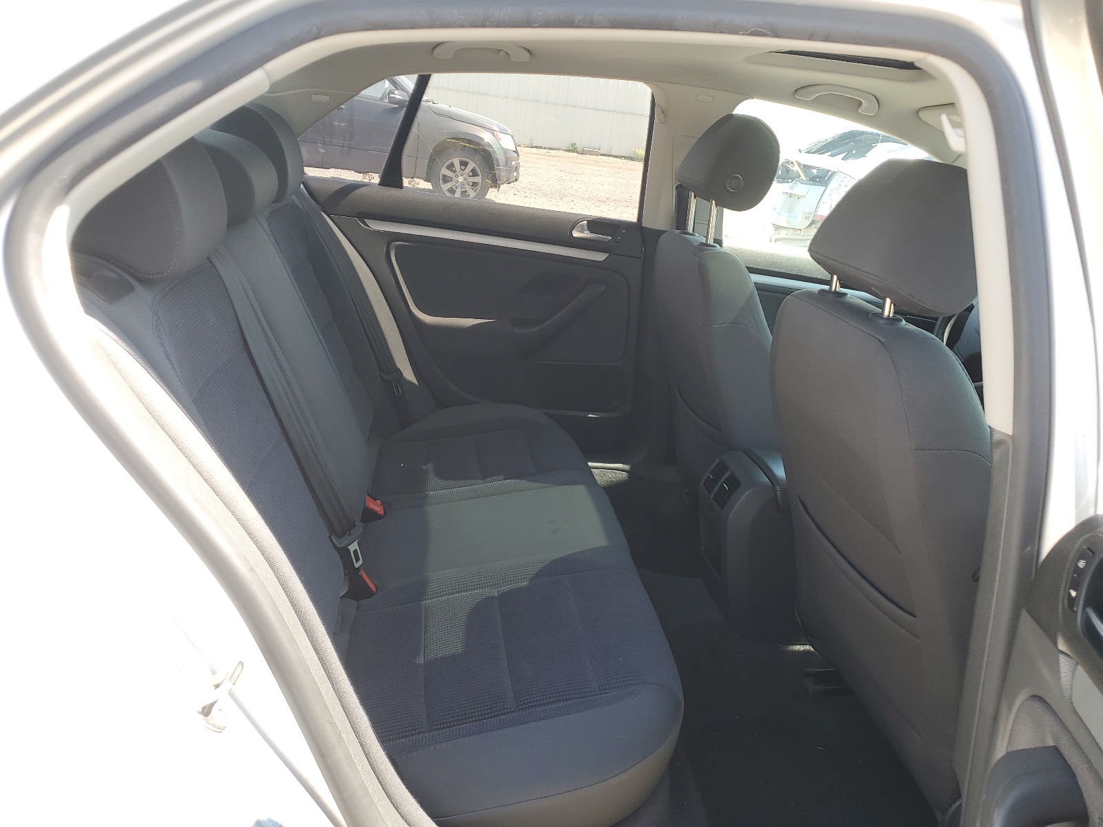 3VWSF71K76M625109 2006 Volkswagen Jetta 2.5 Option Package 1