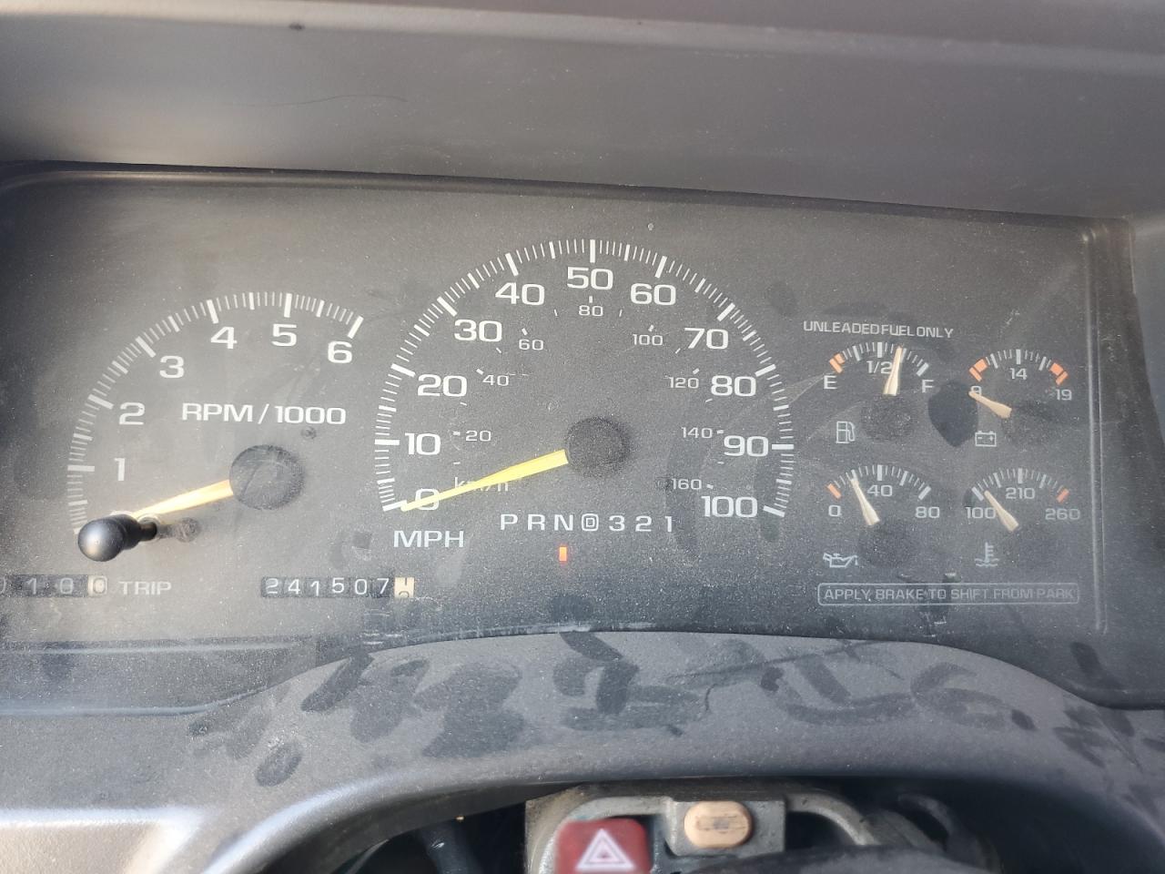 1998 Chevrolet Gmt-400 K1500 VIN: 1GCEK19R6WE153792 Lot: 64044494