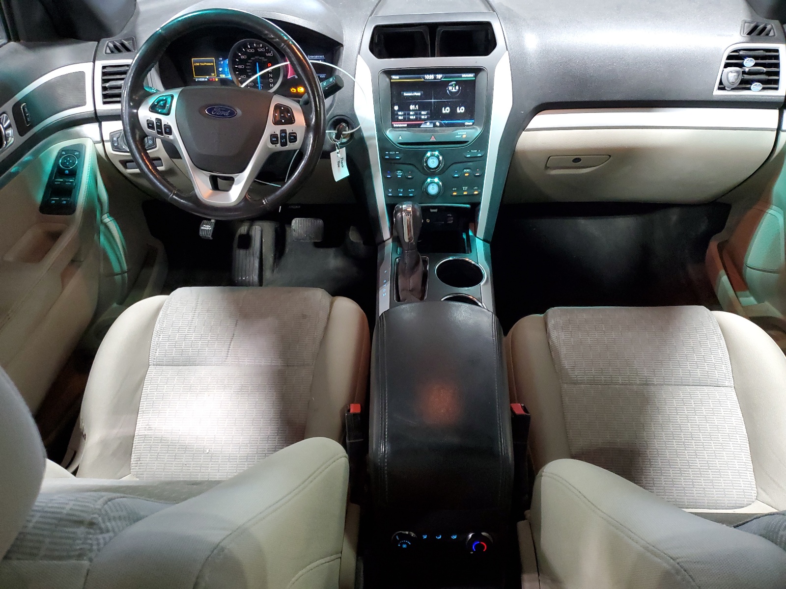 1FMHK7D8XBGA35561 2011 Ford Explorer Xlt