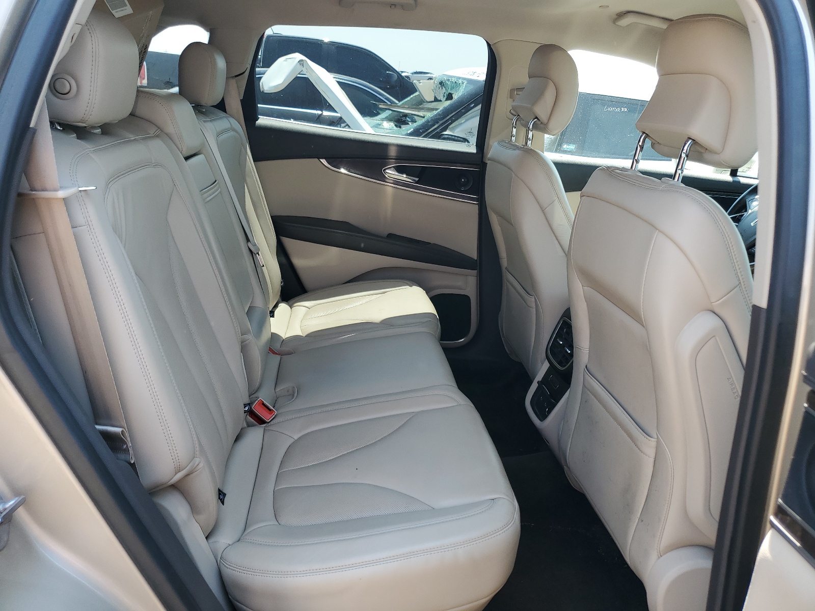 2LMPJ8KP8HBL16020 2017 Lincoln Mkx Select