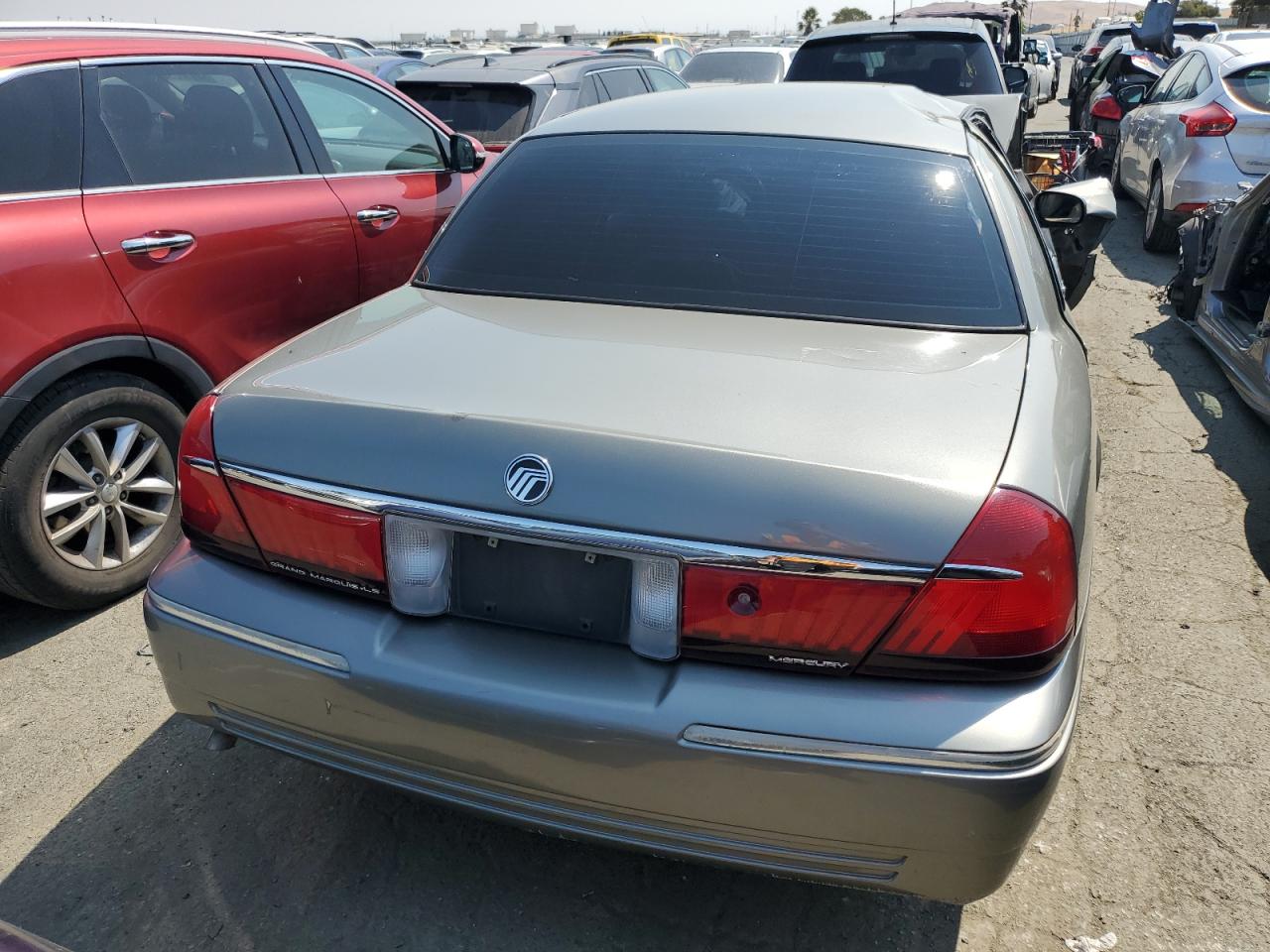 2MEFM75W61X662736 2001 Mercury Grand Marquis Ls