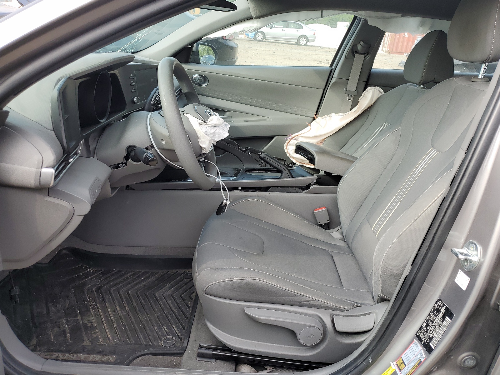 KMHLM4AG3NU355549 2022 Hyundai Elantra Sel