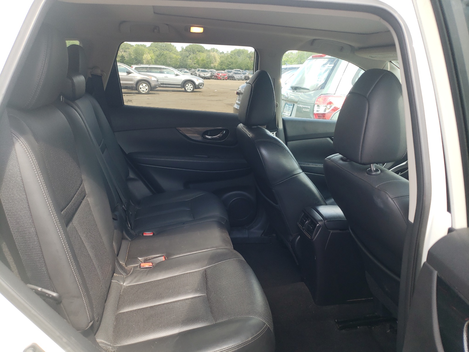 5N1AT2MV7FC804635 2015 Nissan Rogue S