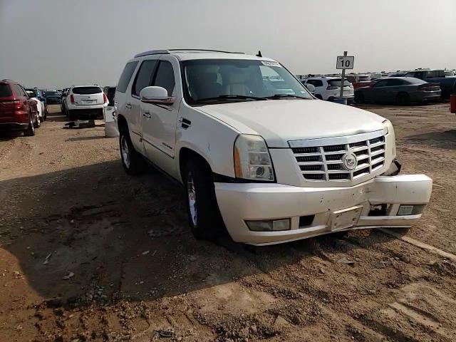 2008 Cadillac Escalade Luxury VIN: 1GYFK63858R132486 Lot: 64270774