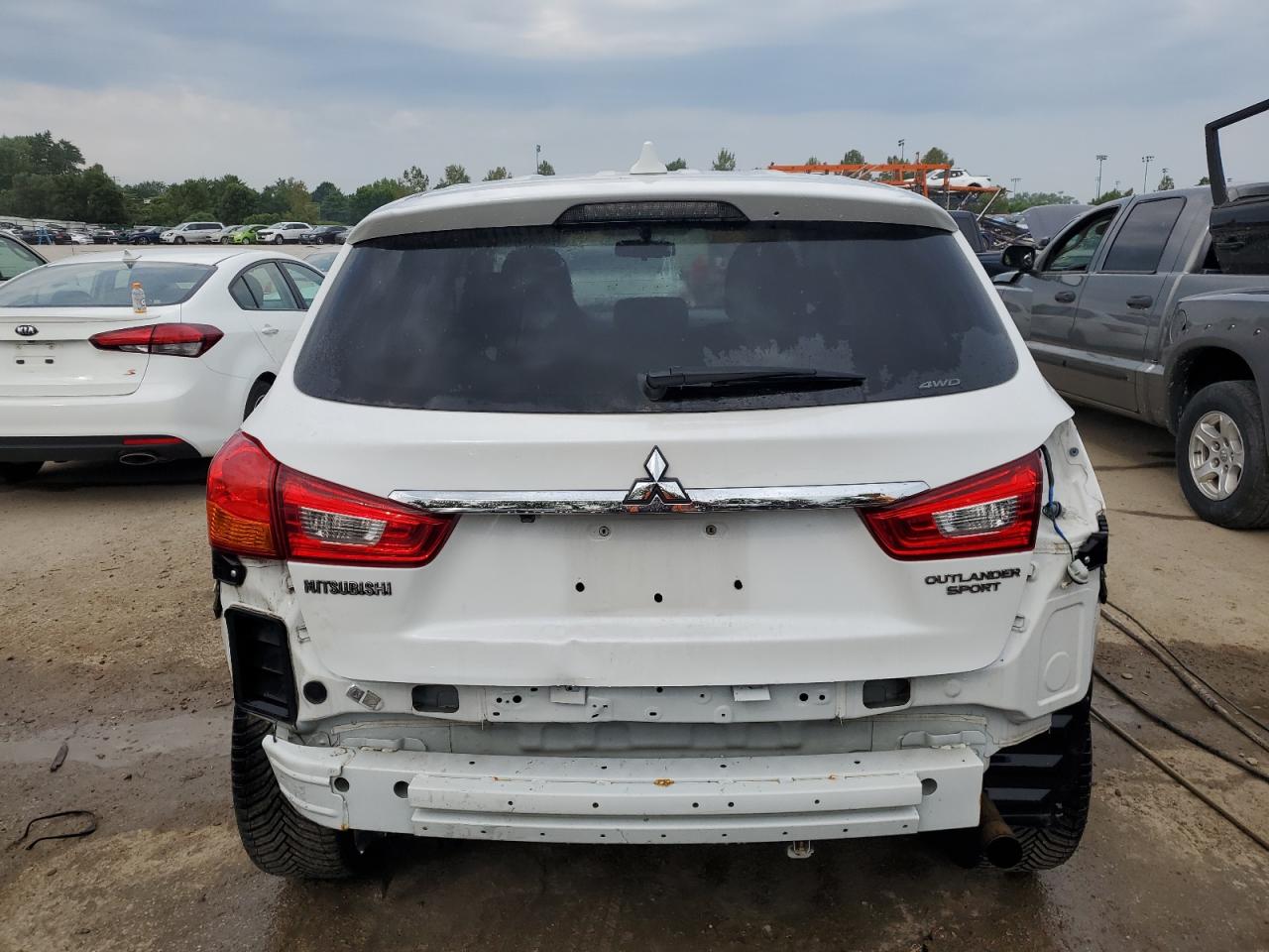 2018 Mitsubishi Outlander Sport Es VIN: JA4AR3AU7JZ017981 Lot: 62544994