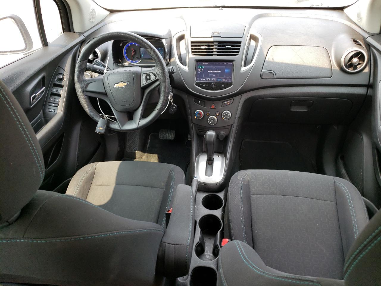 2015 Chevrolet Trax Ls VIN: 3GNCJKSB0FL256422 Lot: 63010314