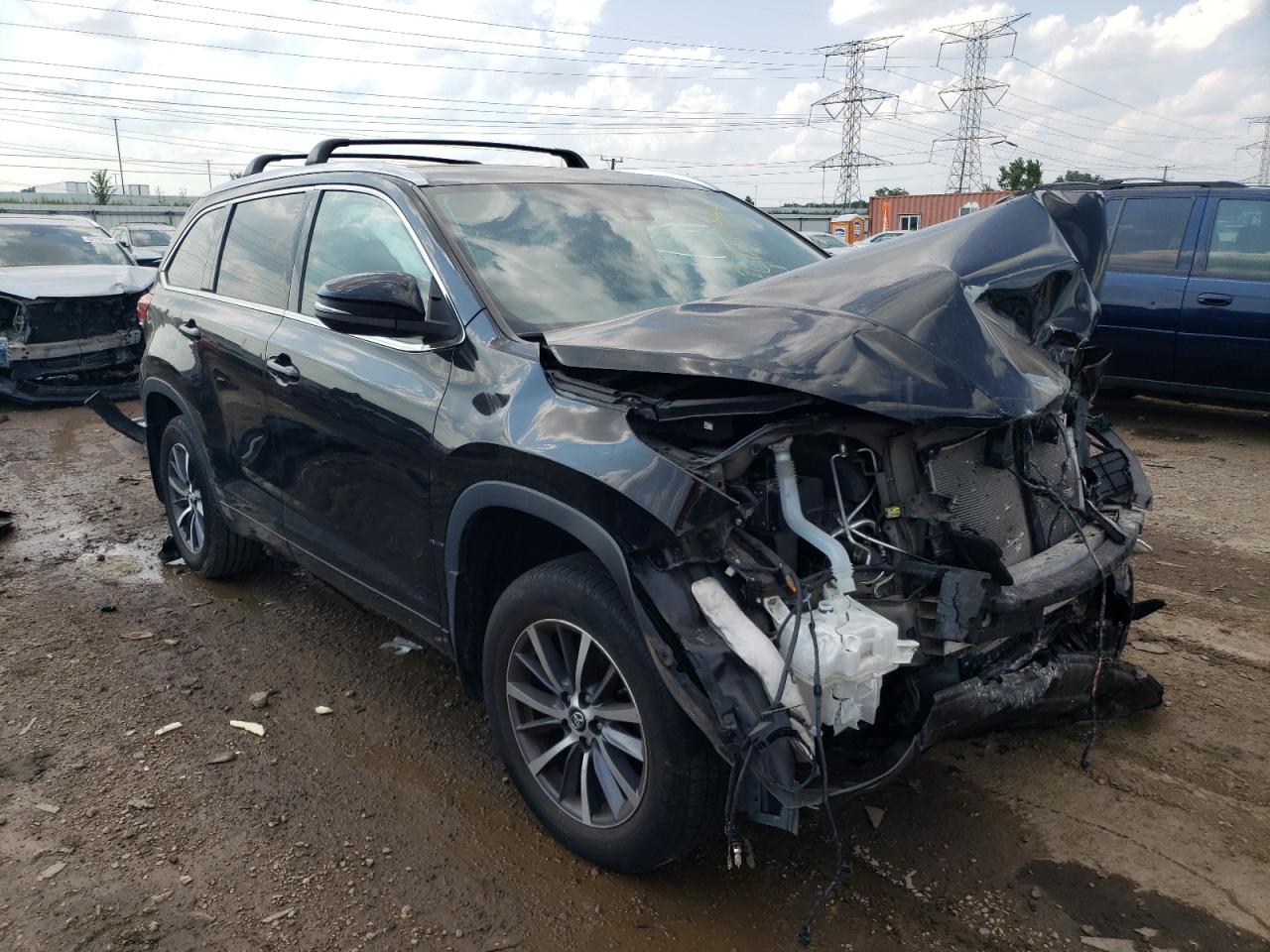 2018 Toyota Highlander Se VIN: 5TDJZRFH1JS837348 Lot: 62879844