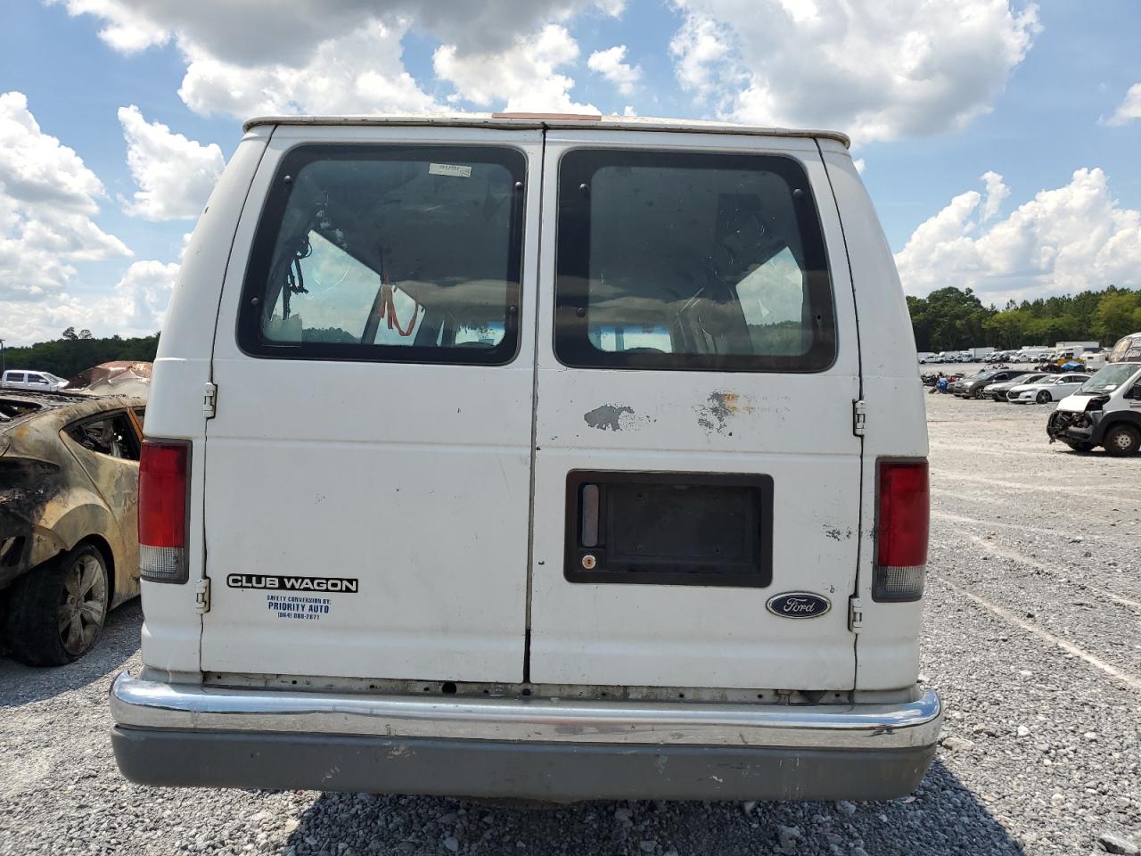 1998 Ford Econoline E350 Super Duty VIN: 1FBSS31L7WHB79729 Lot: 62088424