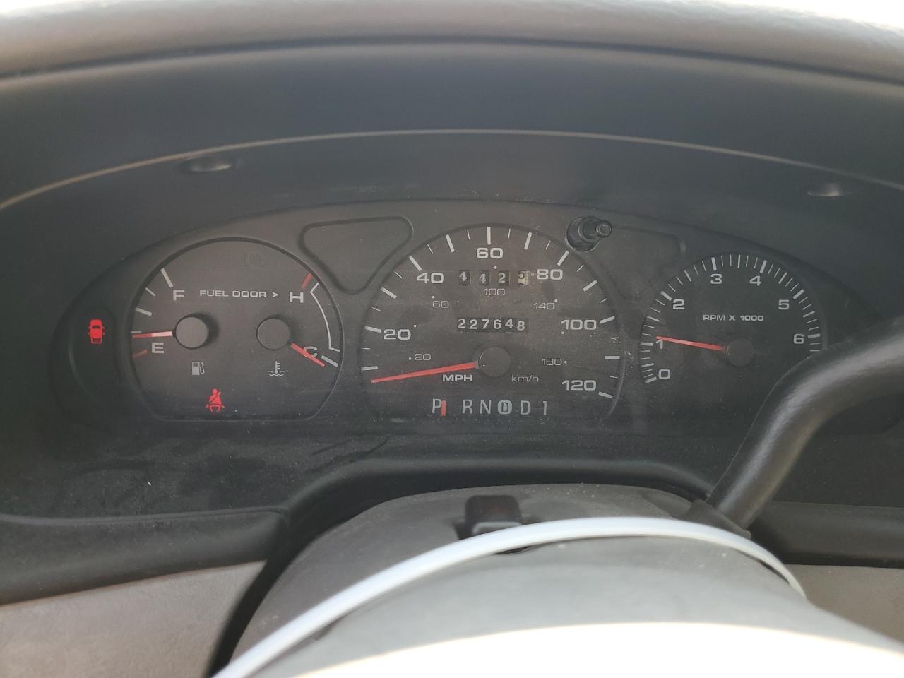 2002 Ford Taurus Lx VIN: 1FAFP52U72G281250 Lot: 63076424