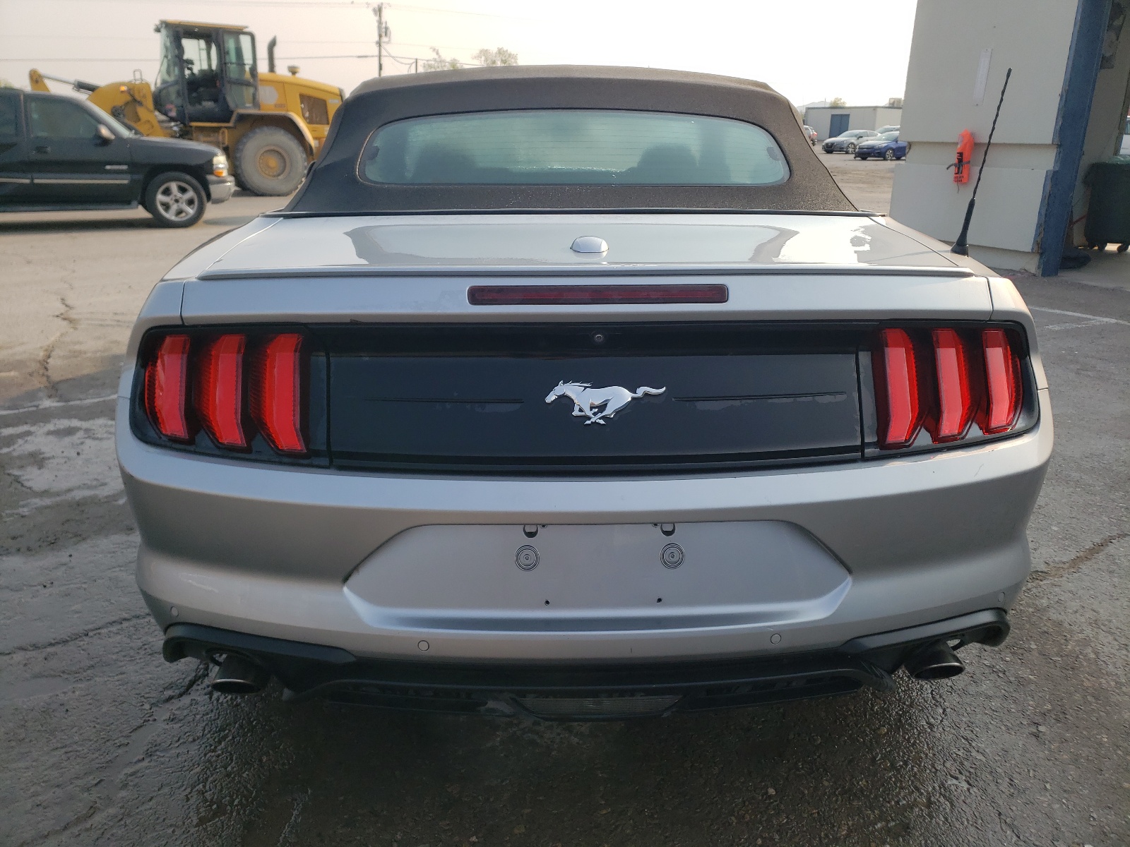 1FATP8UHXN5104244 2022 Ford Mustang