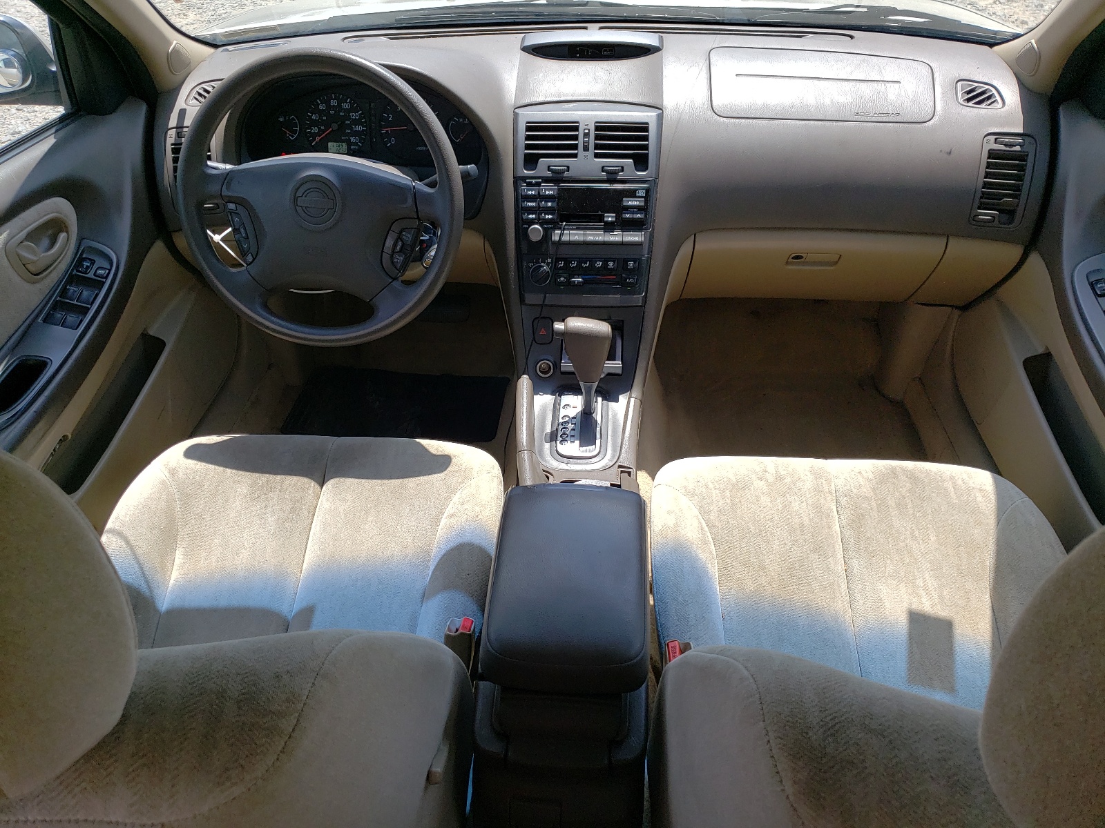 JN1CA31D41T618843 2001 Nissan Maxima Gxe