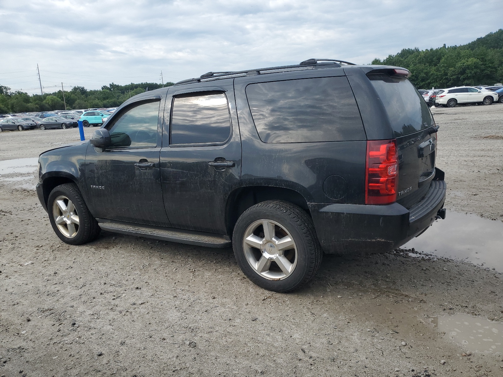 1GNSKBE08BR277444 2011 Chevrolet Tahoe K1500 Lt