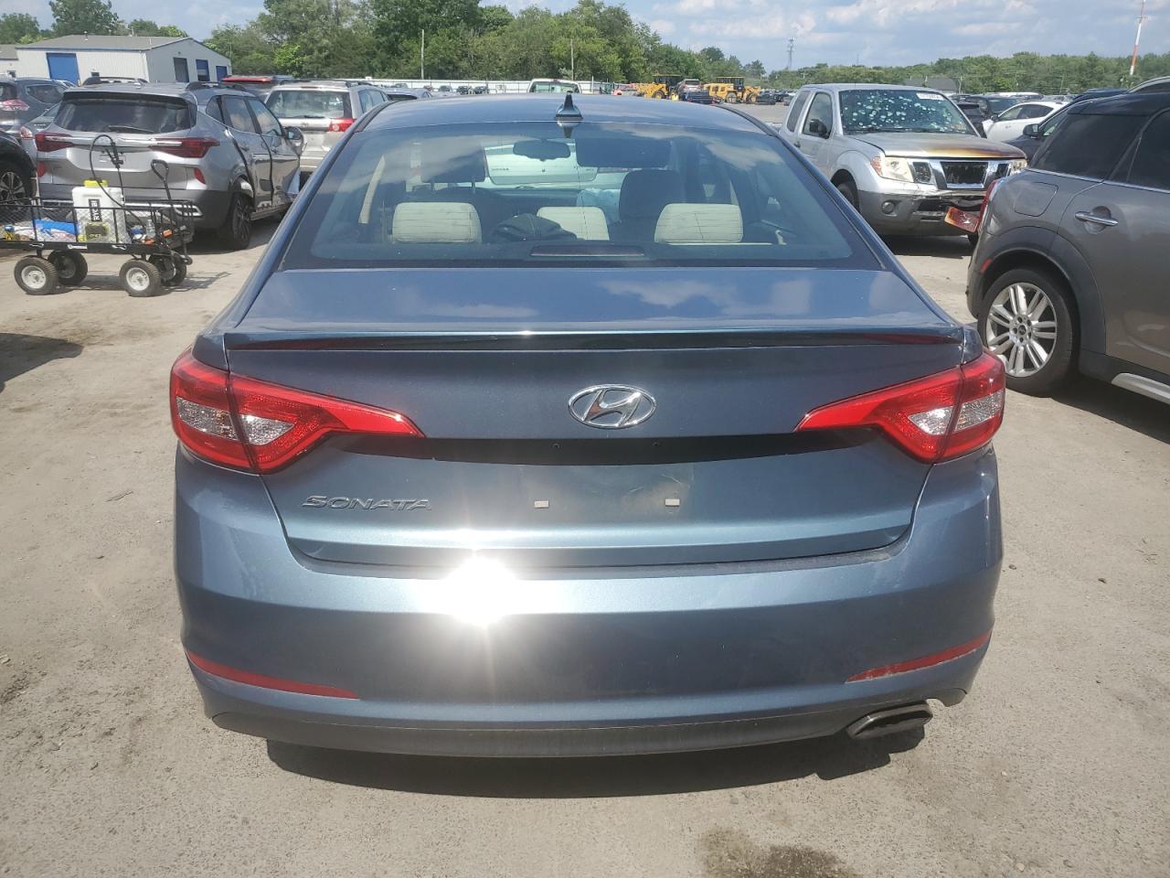 5NPE24AF2GH332528 2016 Hyundai Sonata Se