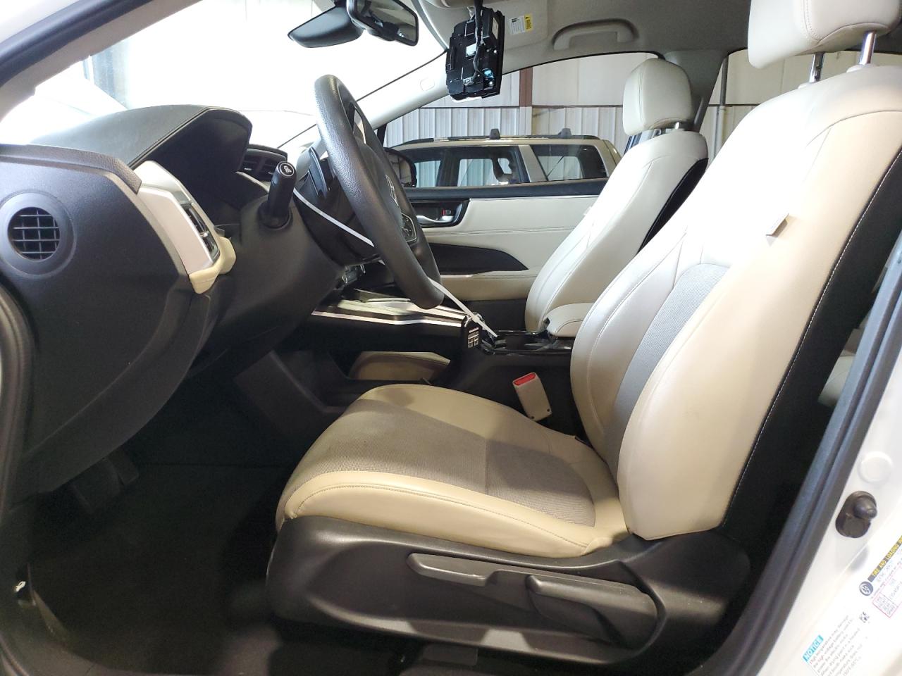 2018 Honda Clarity VIN: JHMZC5F10JC017892 Lot: 61617884