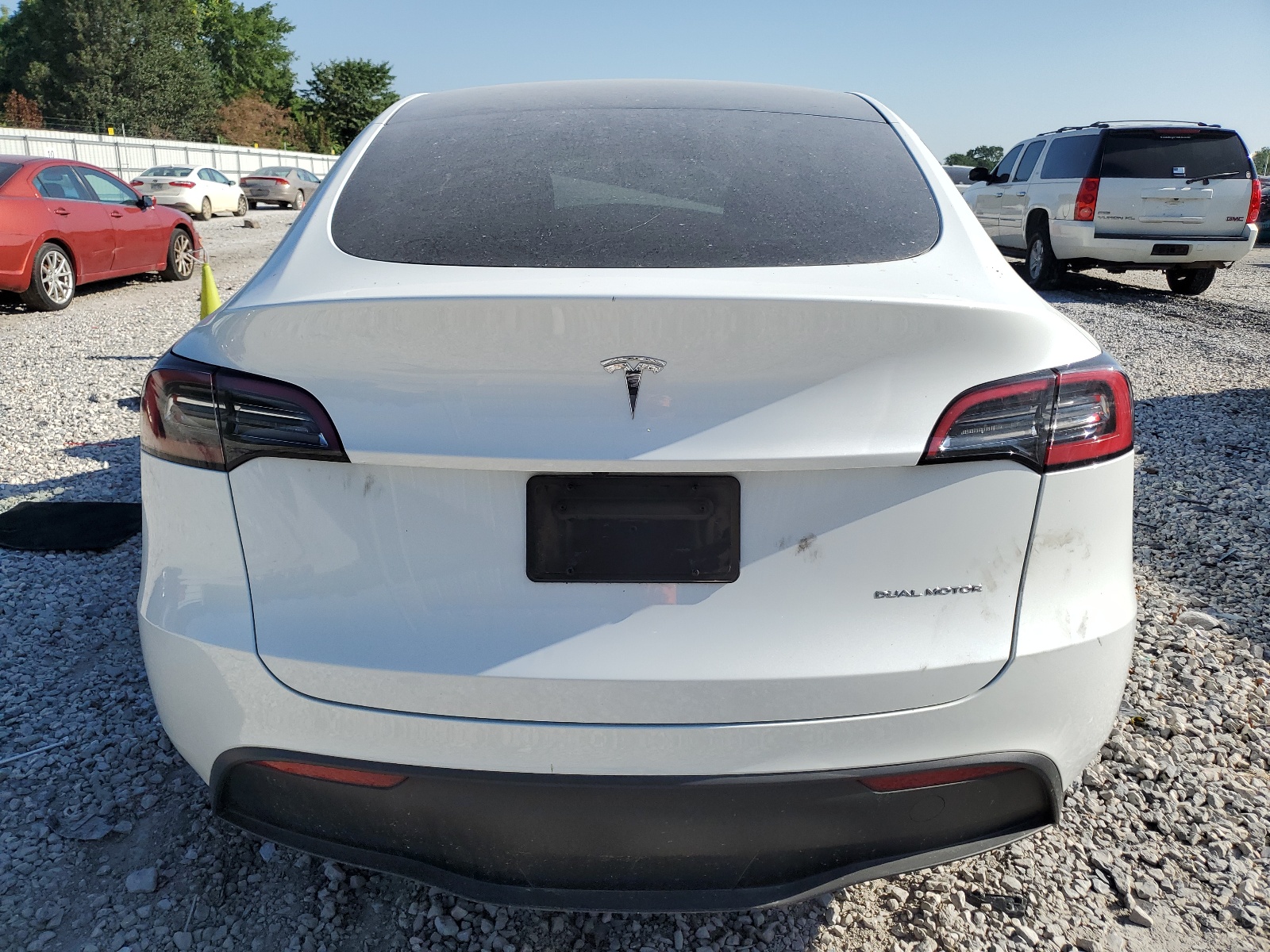 7SAYGAEE3PF711280 2023 Tesla Model Y