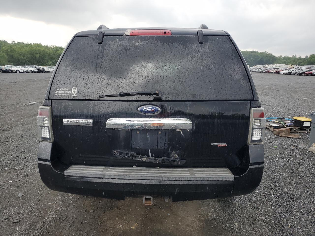 2008 Ford Expedition Limited VIN: 1FMFU20548LA22062 Lot: 64370164