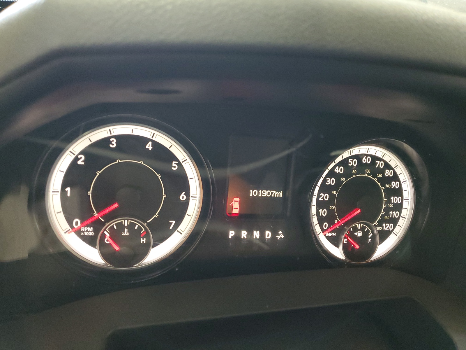 1C6RR7KT3HS638196 2017 Ram 1500 St