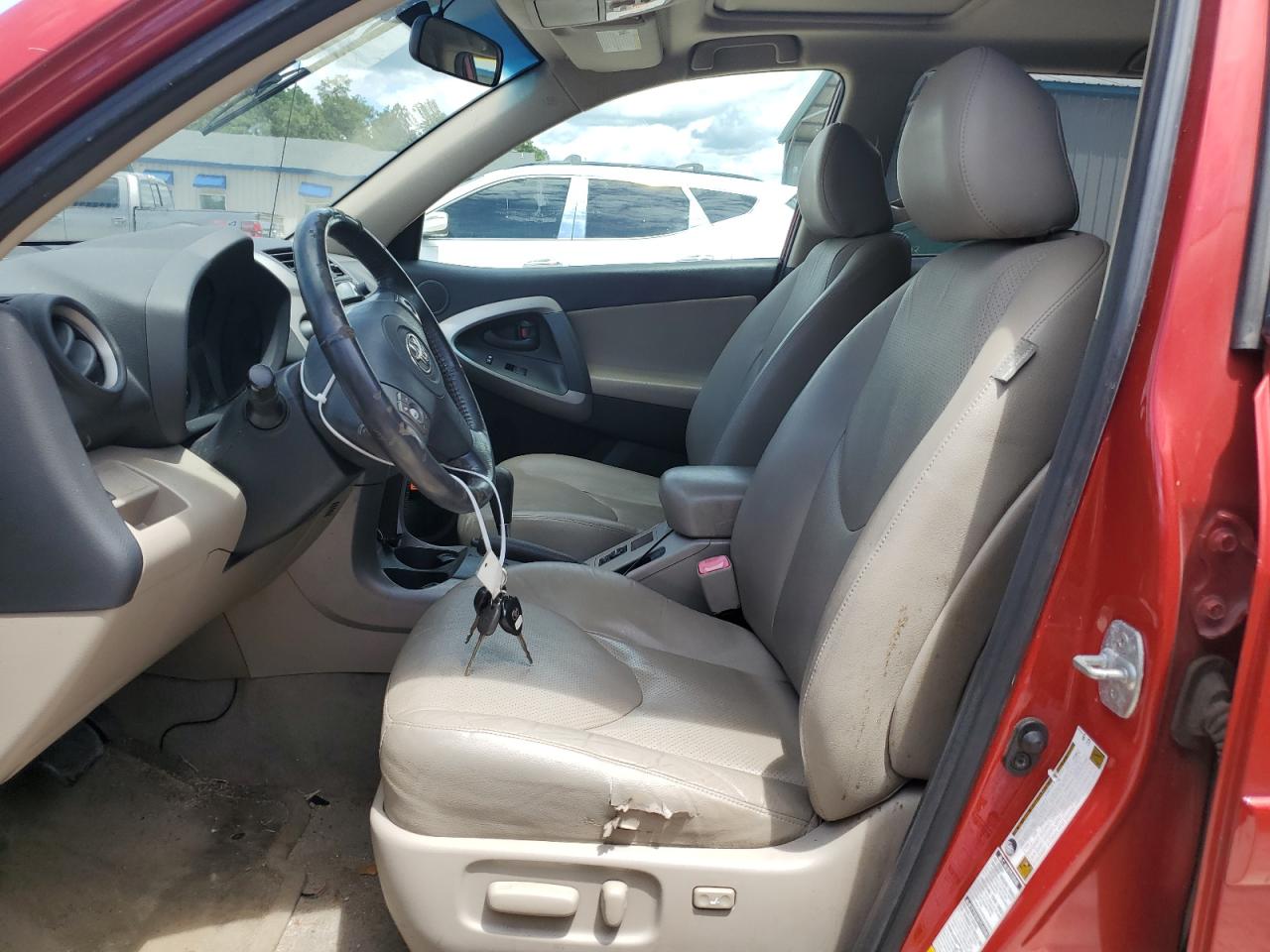 2008 Toyota Rav4 Limited VIN: JTMBD31V485173110 Lot: 64807554