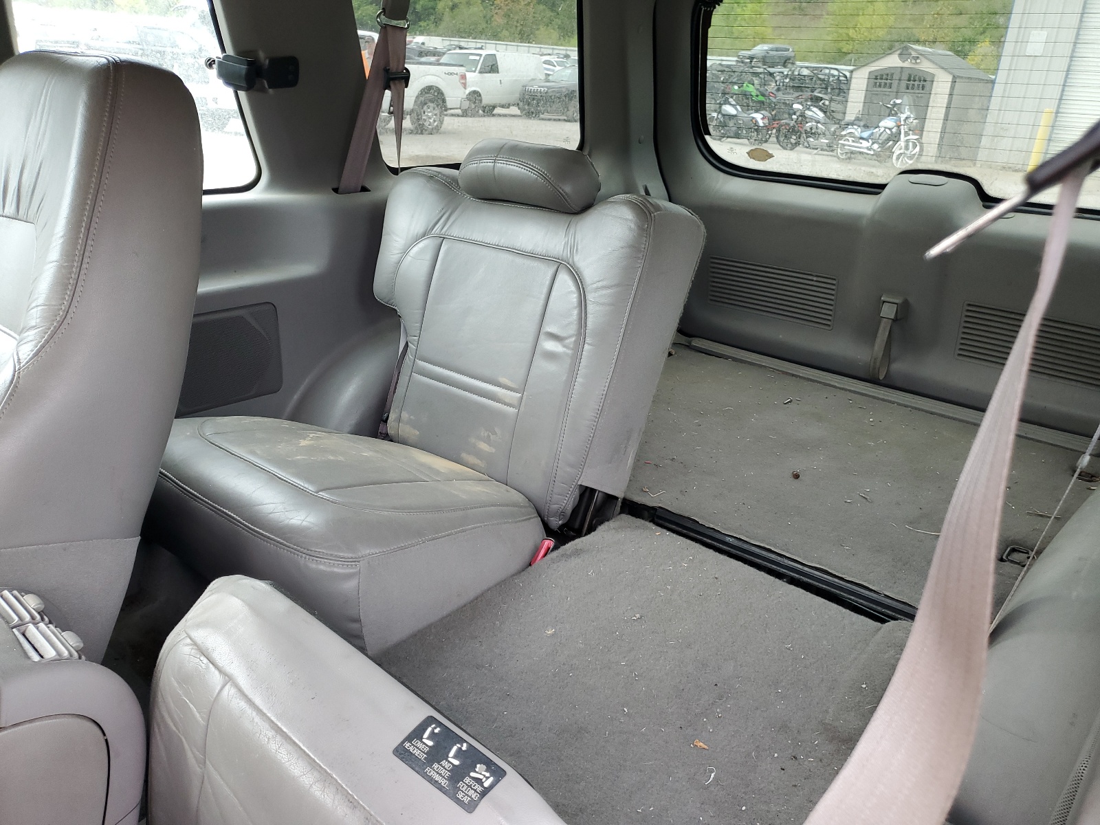 1FMZU24E0XUA39375 1999 Ford Explorer