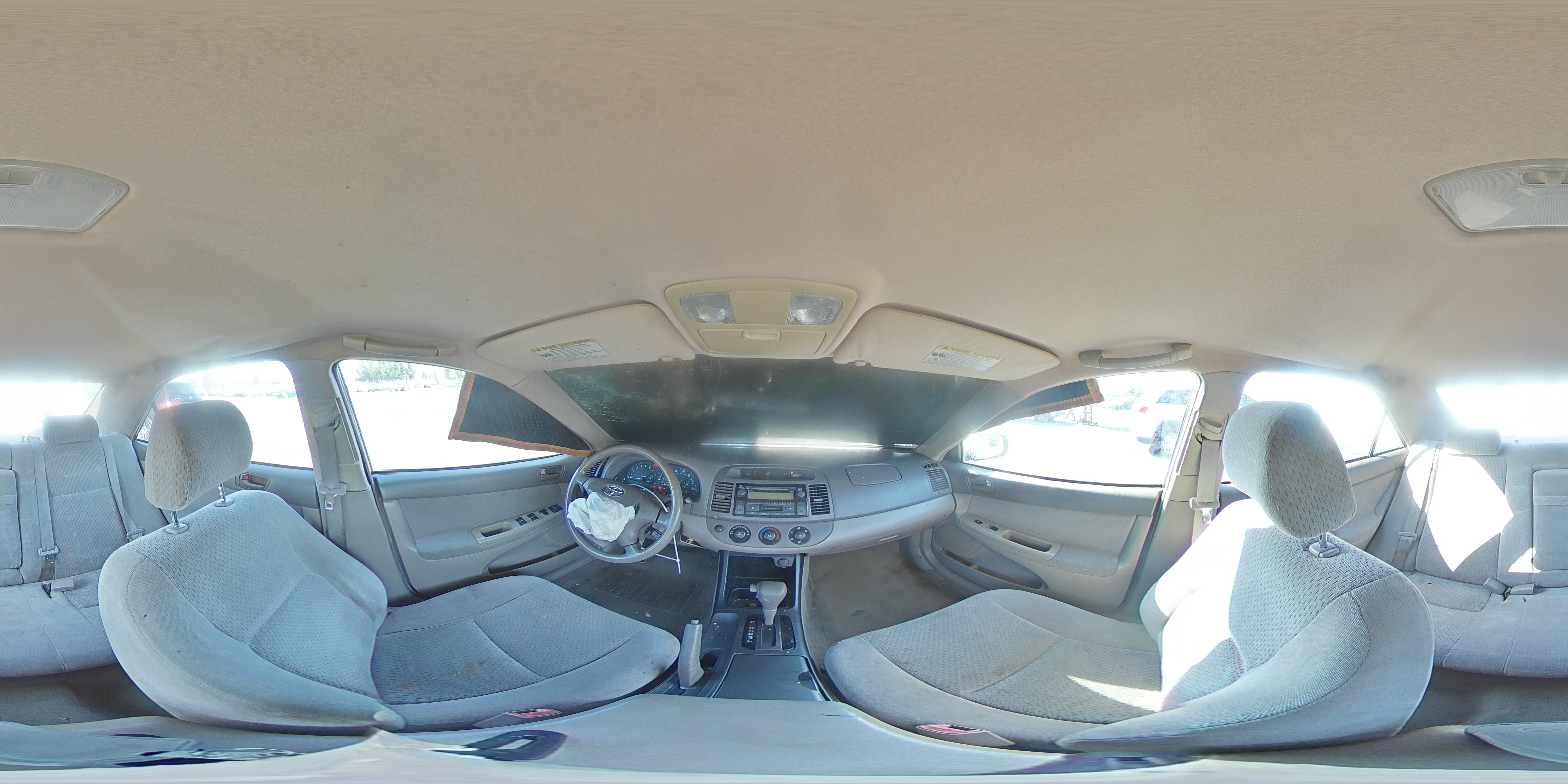 2004 Toyota Camry Le VIN: 4T1BE32K84U934752 Lot: 64647484