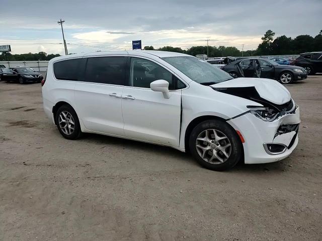 2020 Chrysler Pacifica Touring VIN: 2C4RC1FG2LR141929 Lot: 63773324