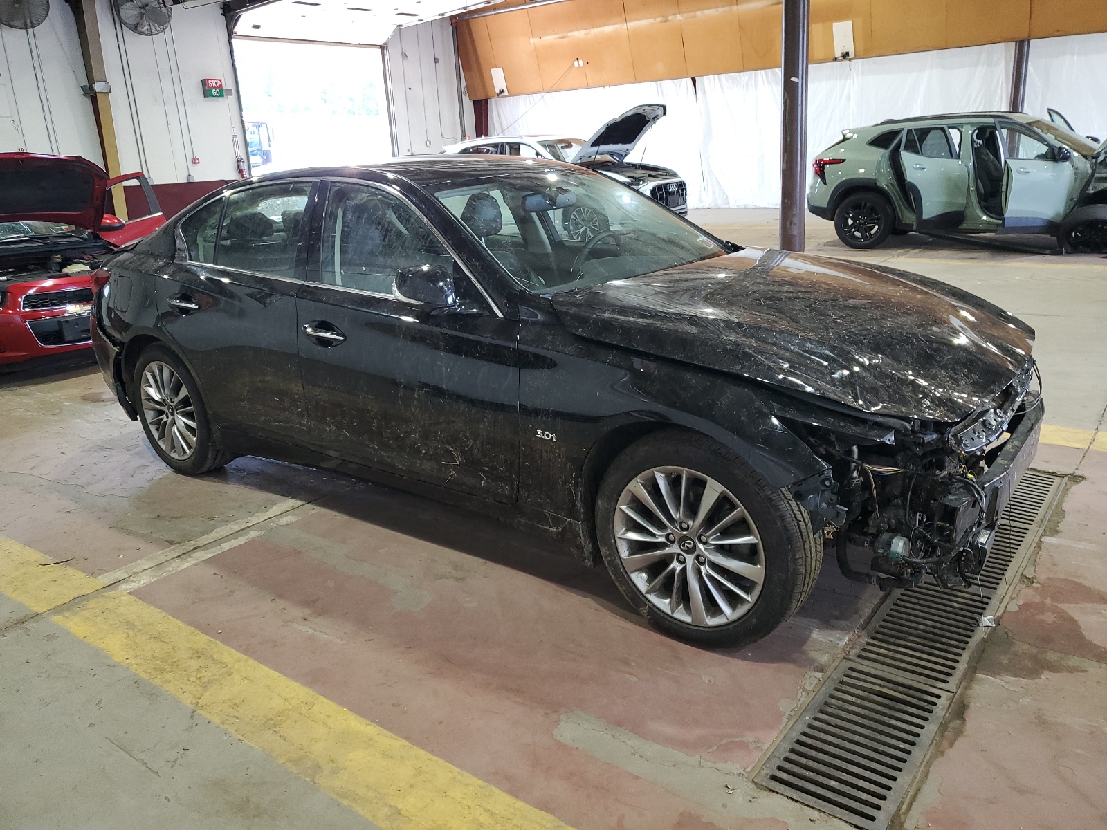 2019 Infiniti Q50 Luxe vin: JN1EV7AR6KM551870