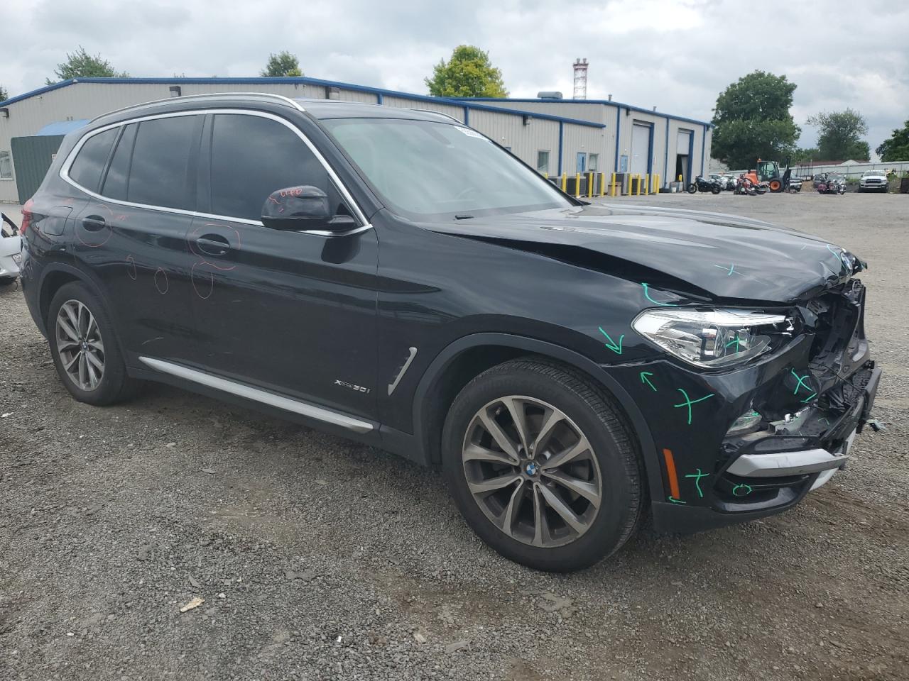 VIN 5UXTR9C5XJLD60232 2018 BMW X3 no.4