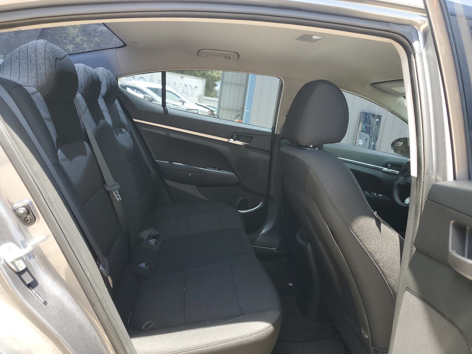 5NPD74LF4KH487813 2019 Hyundai Elantra Se