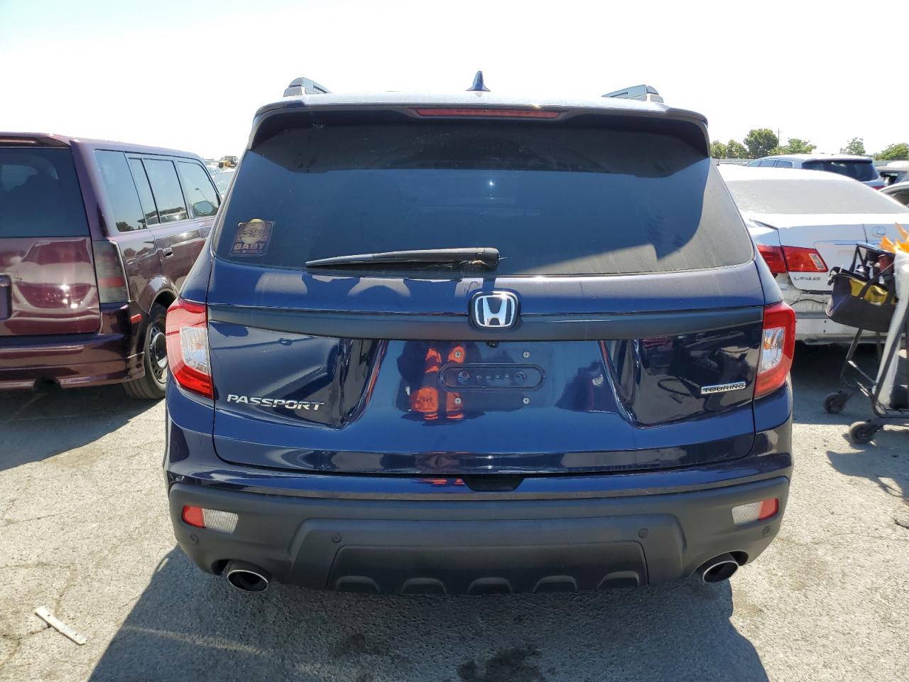 2020 Honda Passport Touring VIN: 5FNYF7H92LB006336 Lot: 61692404