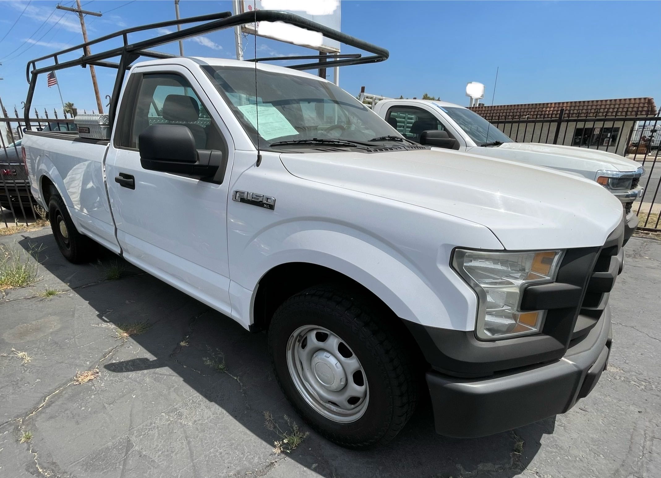 2016 Ford F150 vin: 1FTMF1C89GKD83135