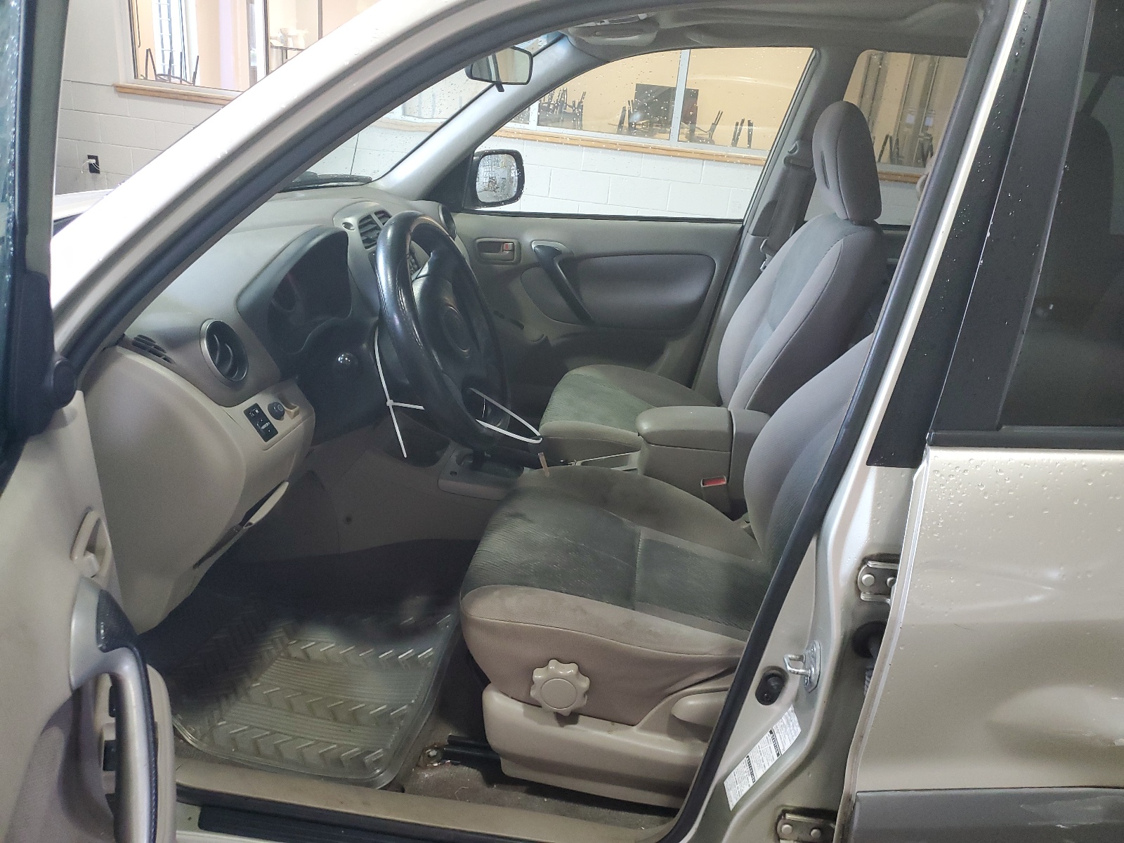 JTEHH20V810093009 2001 Toyota Rav4