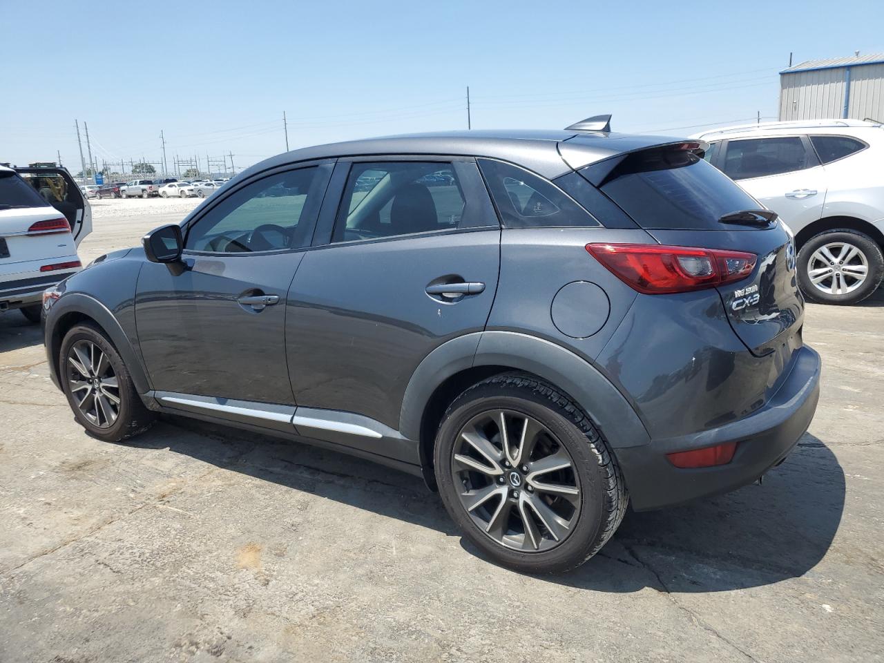 JM1DKBD74G0110901 2016 MAZDA CX-3 - Image 2