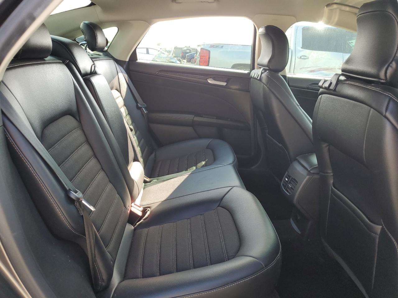 2018 Ford Fusion Se VIN: 3FA6P0HD7JR231417 Lot: 63991374