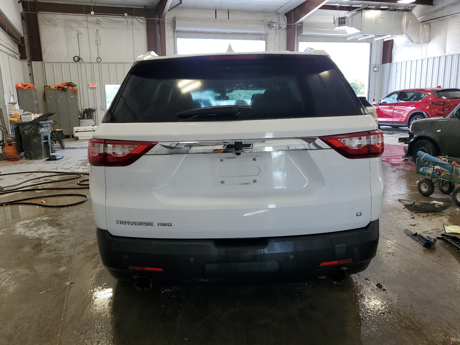 1GNEVGKW0JJ242551 2018 Chevrolet Traverse Lt