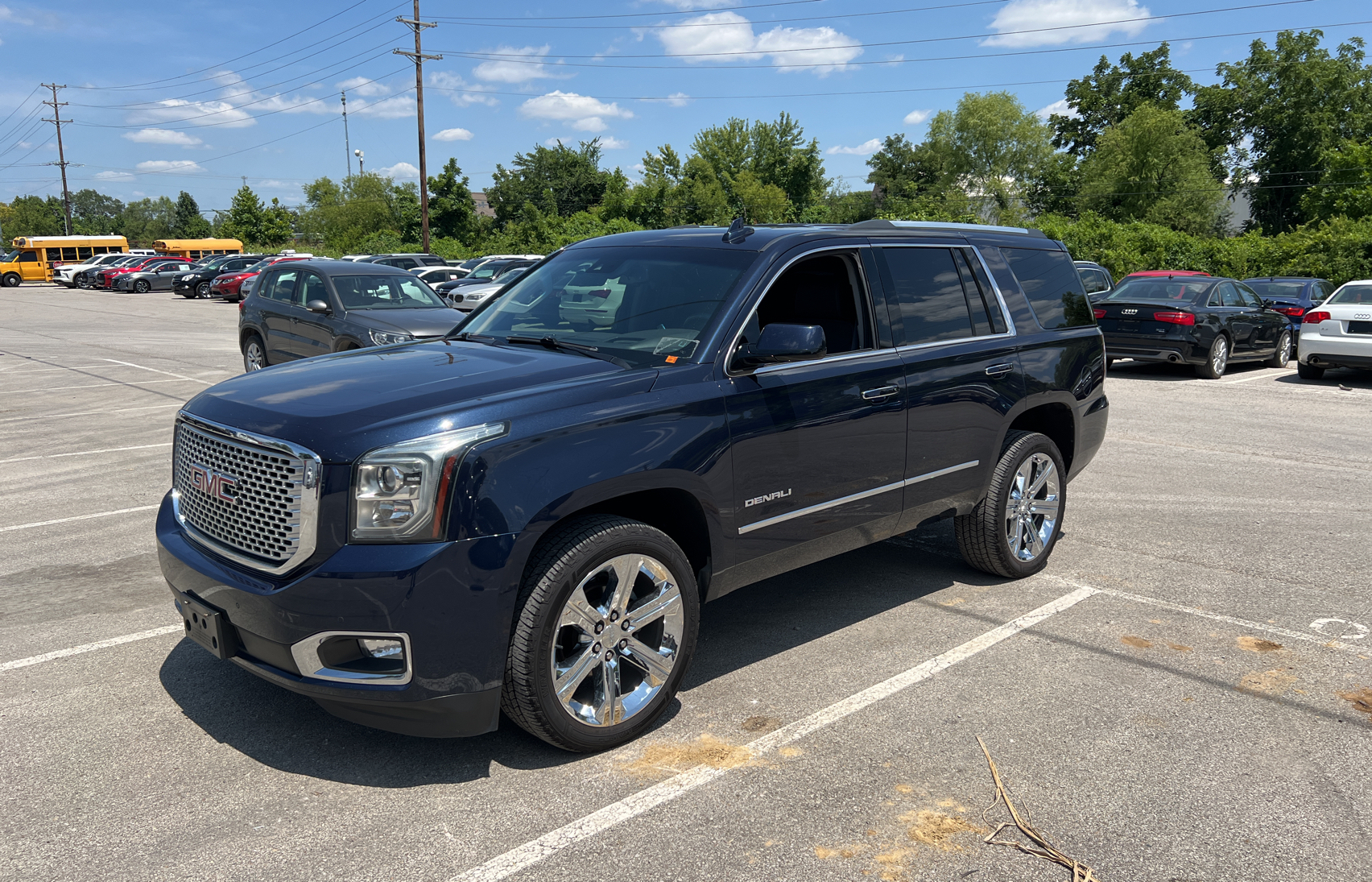 2017 GMC Yukon Denali vin: 1GKS2CKJ6HR201245