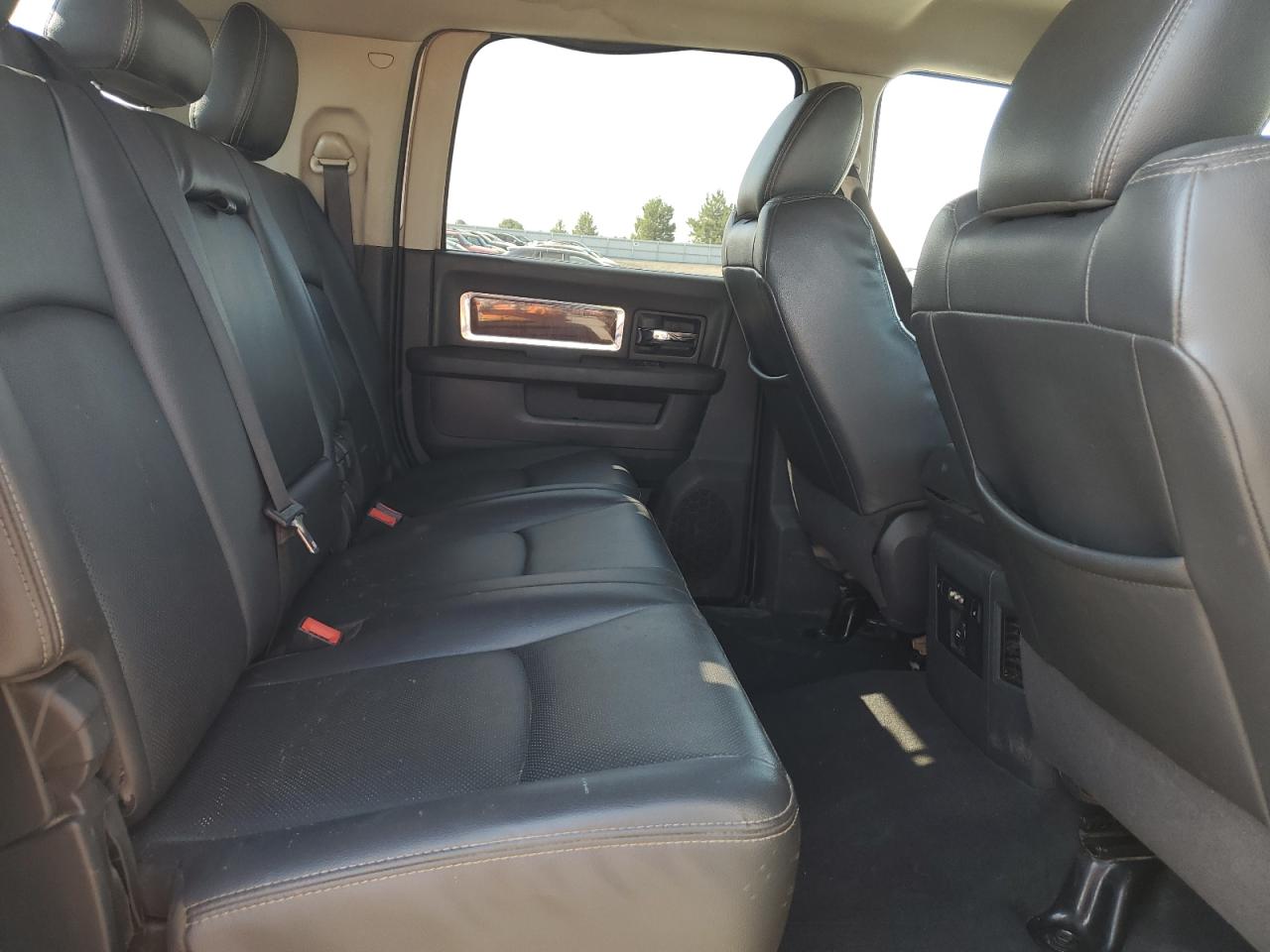 2011 Dodge Ram 2500 VIN: 3D7TT2HT1BG615045 Lot: 64224824