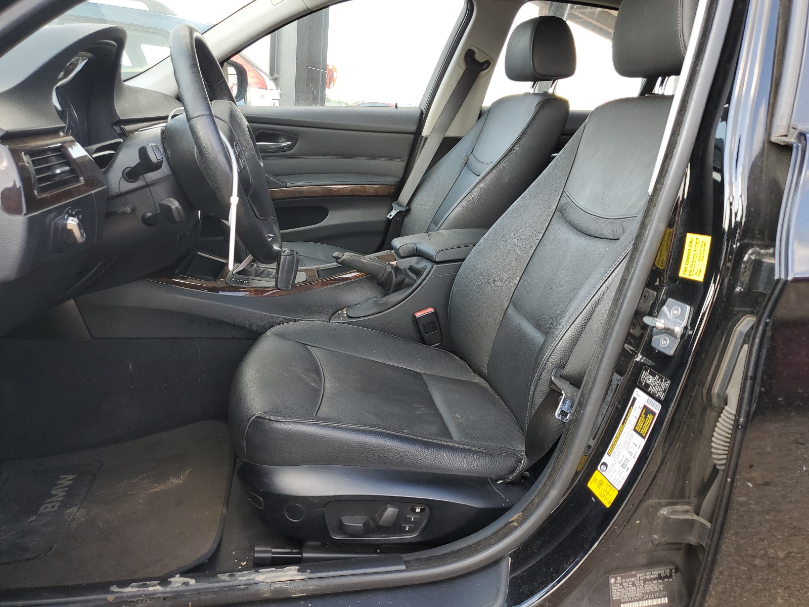 WBAPH7C59AE130271 2010 BMW 328 I