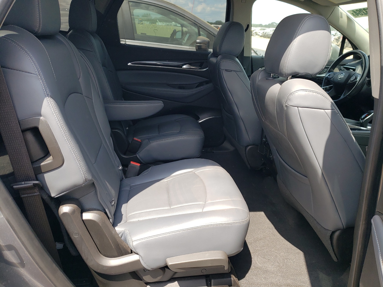 5GAEVBKW2KJ187874 2019 Buick Enclave Premium