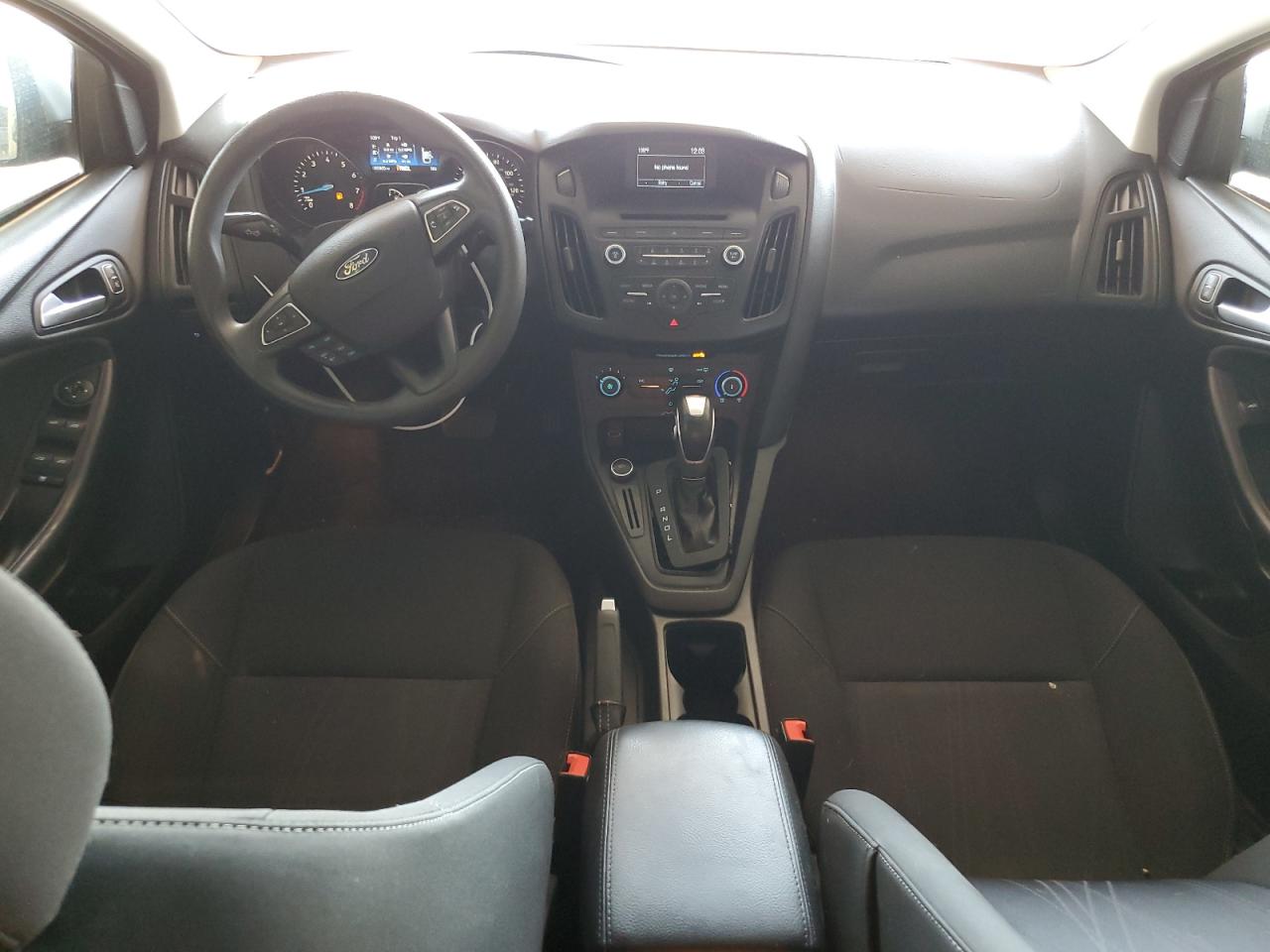 2015 Ford Focus Se VIN: 1FADP3F23FL370251 Lot: 61952924