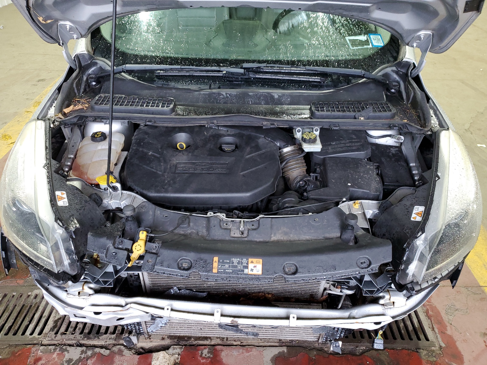 1FMCU9J90EUB83091 2014 Ford Escape Titanium