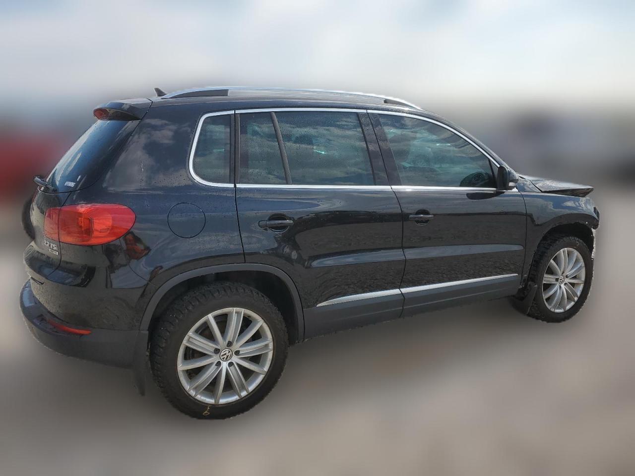 WVGBV7AX6FW556992 2015 Volkswagen Tiguan S